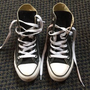 Black converse